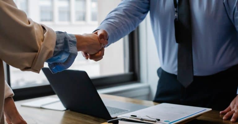 Comment repenser sa trajectoire lors d&rsquo;une reconversion professionnelle ?