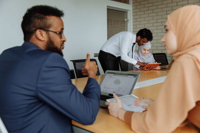 Comment l&rsquo;intelligence collective au travail peut-elle profiter à l’emploi ?