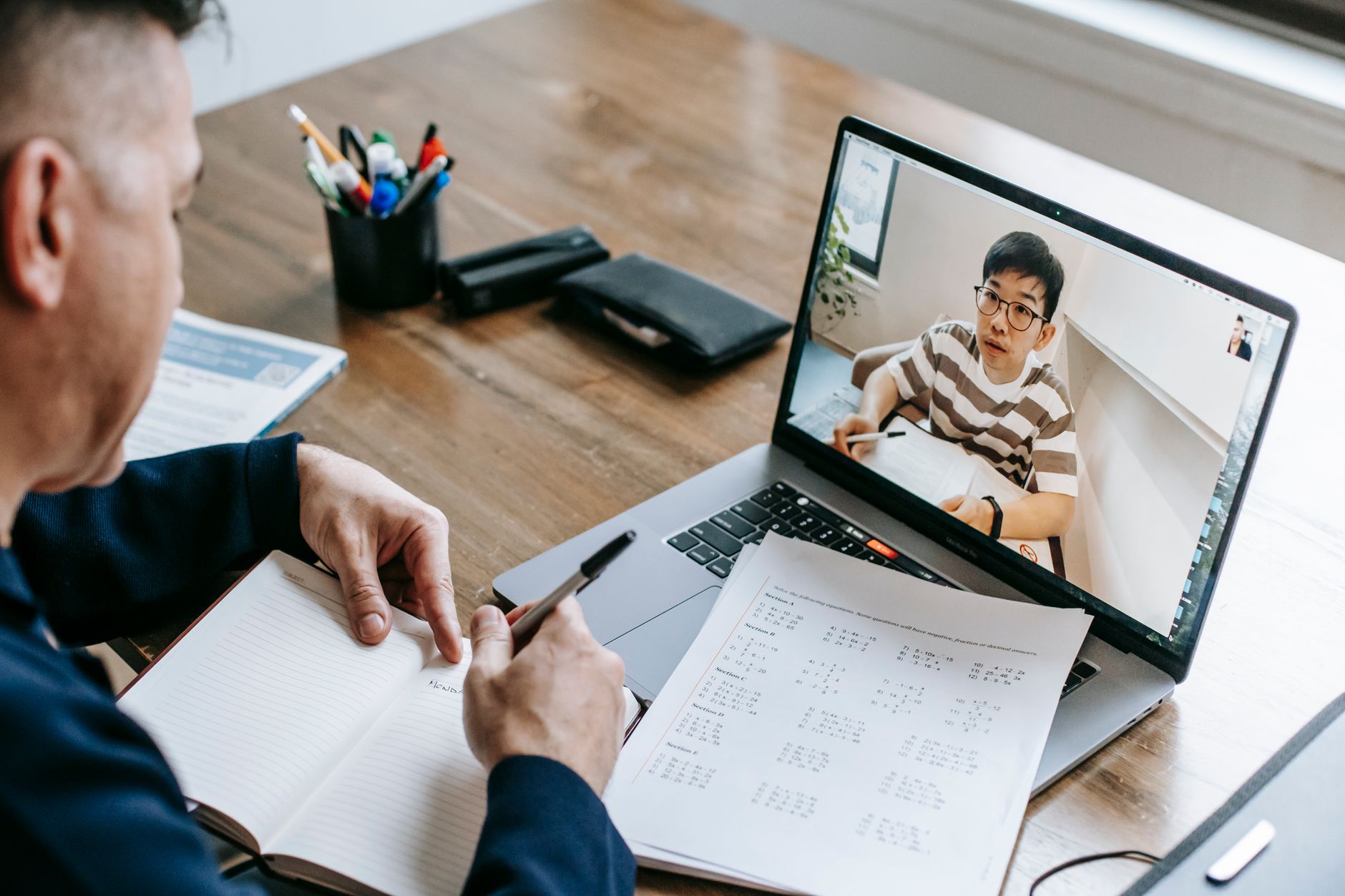 Les bénéfices des tutoriels vidéo dans l’apprentissage