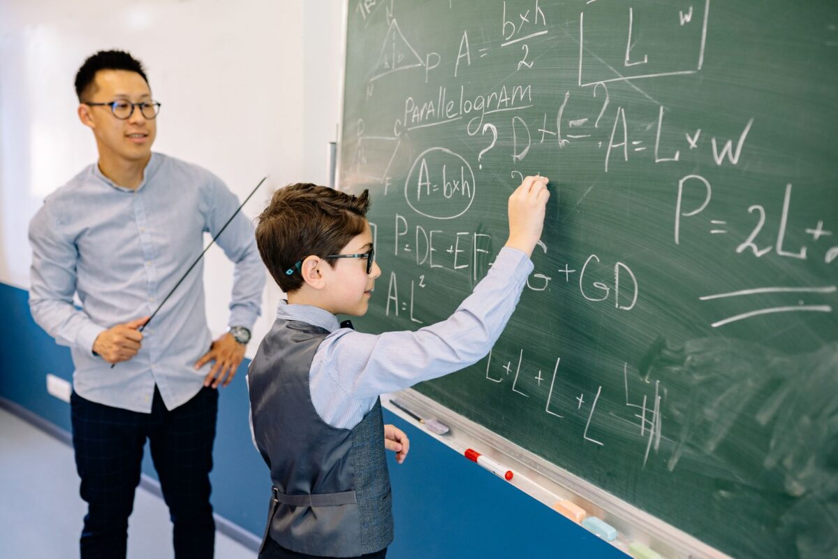 Du CRPE au Capes, ce qui change pour enseigner au primaire